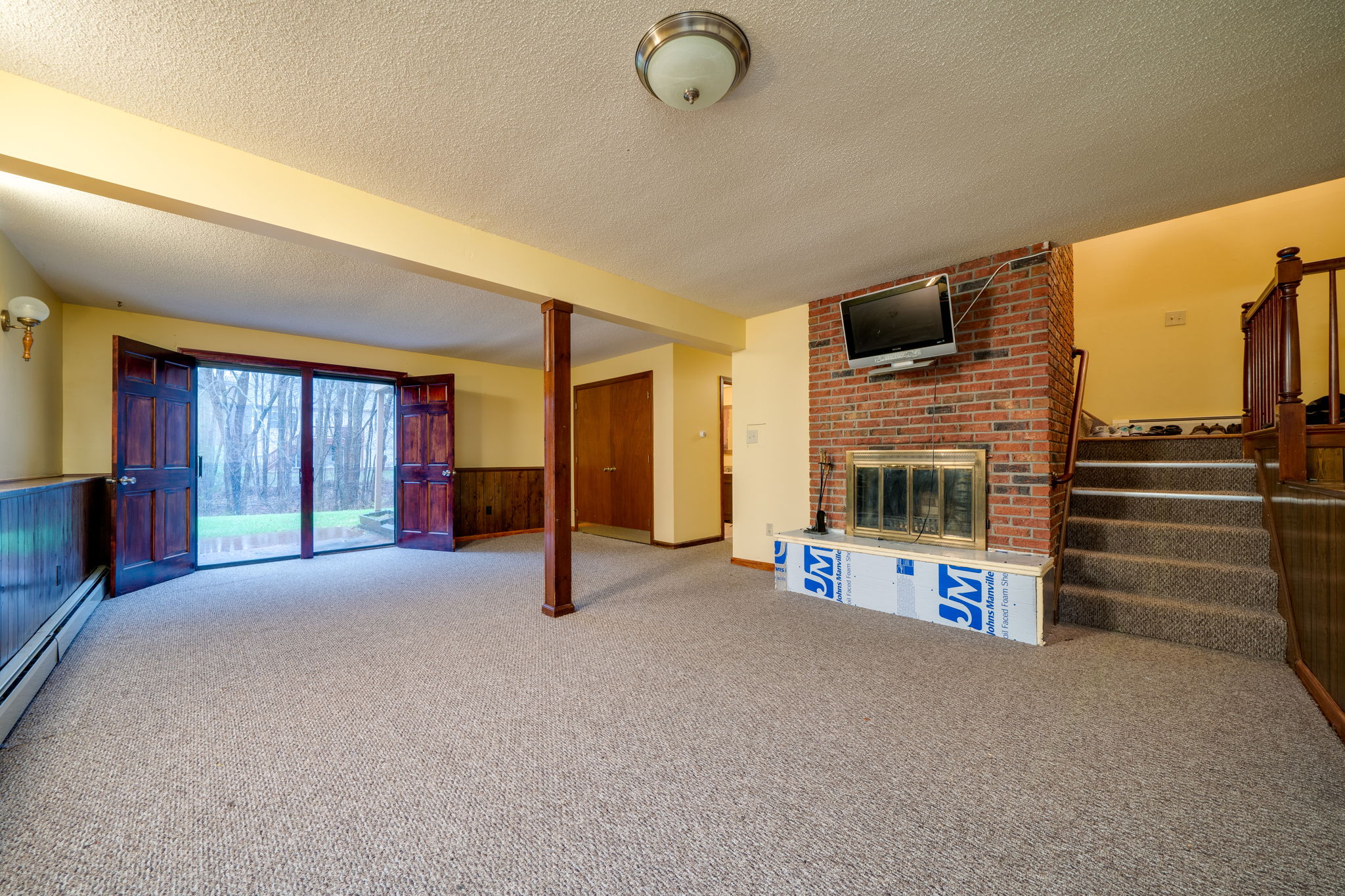 41 Seneca Dr, Meriden, CT 06450, US Photo 35