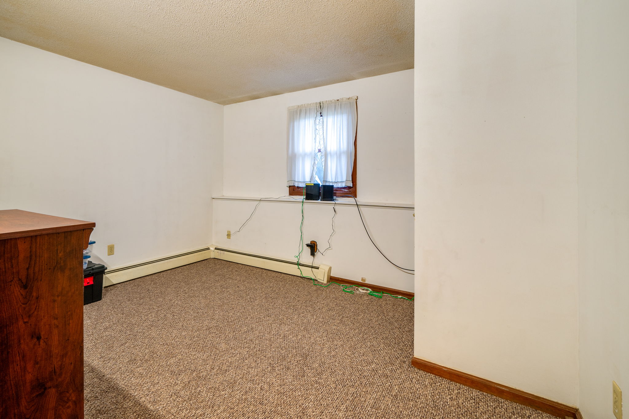 41 Seneca Dr, Meriden, CT 06450, US Photo 39