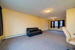 41 Seneca Dr, Meriden, CT 06450, US Photo 12