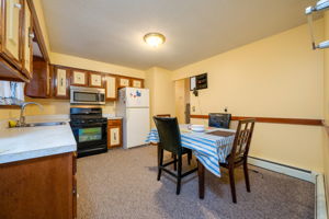 41 Seneca Dr, Meriden, CT 06450, US Photo 19