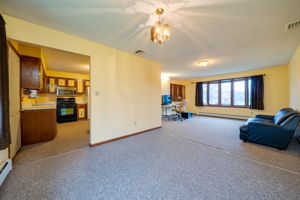 41 Seneca Dr, Meriden, CT 06450, US Photo 16