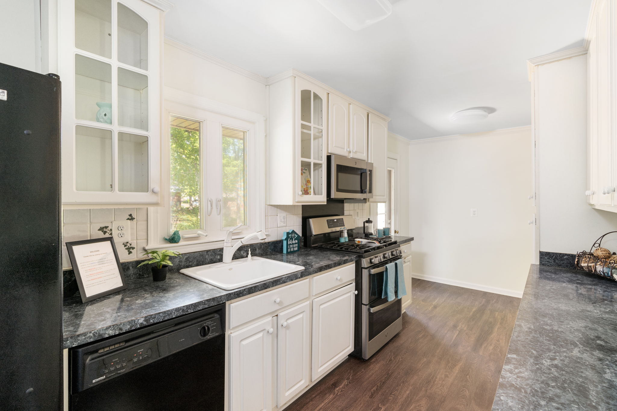 7818 Howard St, Manassas, VA 20111, US Photo 13