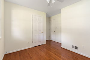 7818 Howard St, Manassas, VA 20111, US Photo 9