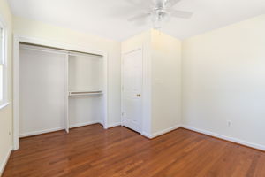 7818 Howard St, Manassas, VA 20111, US Photo 7