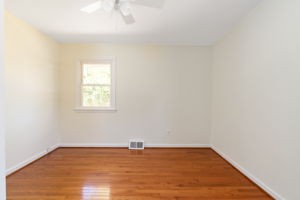 7818 Howard St, Manassas, VA 20111, US Photo 8