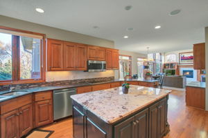 17030 41st Pl N, Plymouth, MN 55446, US Photo 15