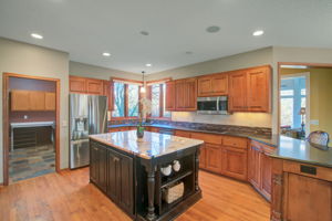 17030 41st Pl N, Plymouth, MN 55446, US Photo 14