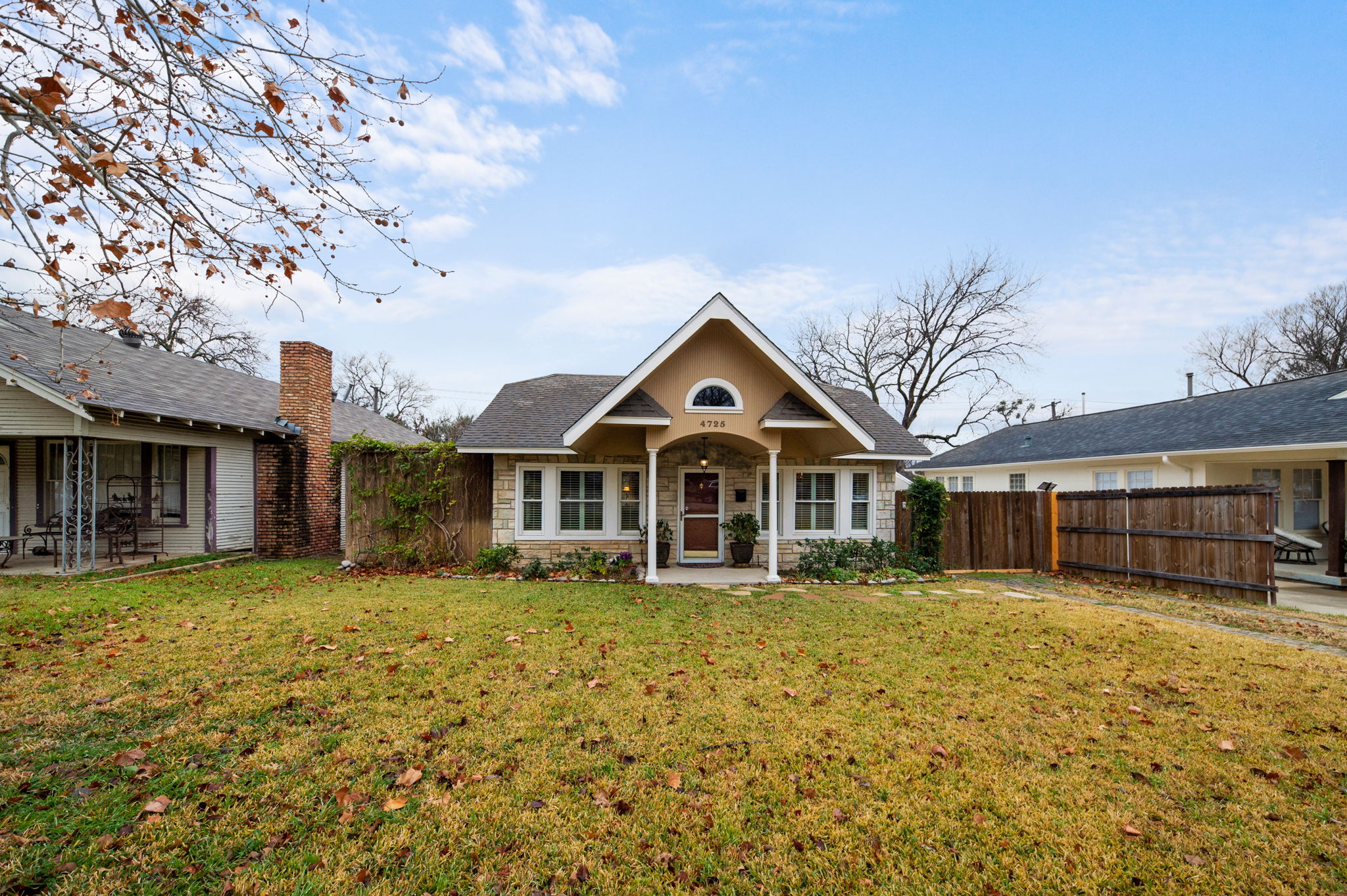 4725 Birchman Ave, Fort Worth, TX 76107, US Photo 2