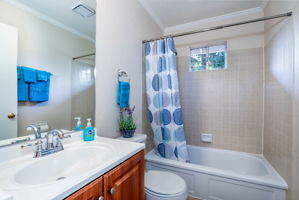 2176 Roskelley Dr, Concord, CA 94519, US Photo 7