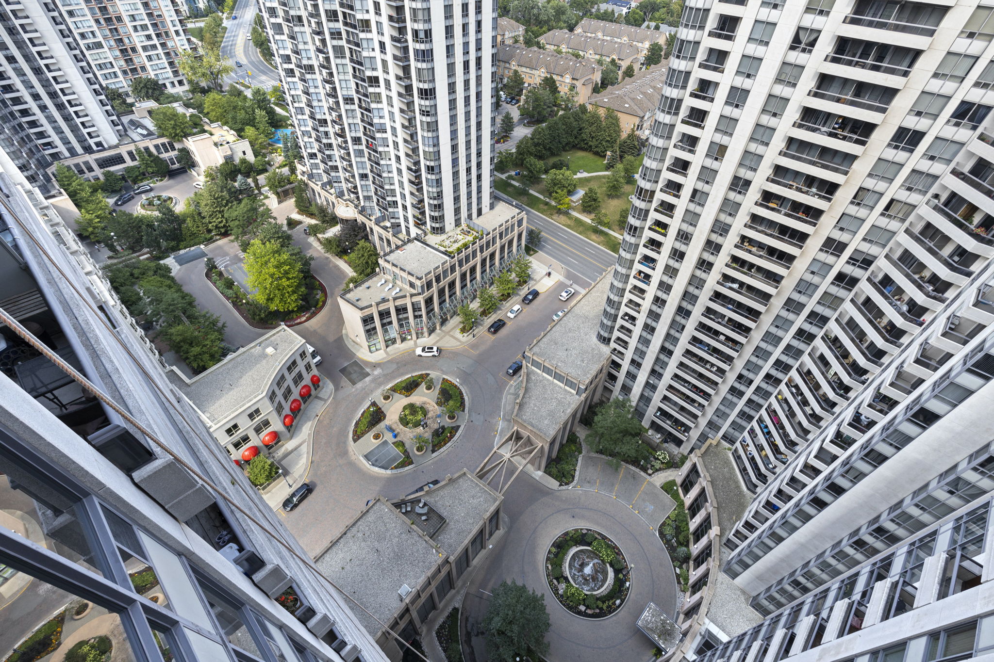15 Northtown Way, North York, ON M2N 7A2, Canada Photo 24