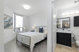 15 Northtown Way, North York, ON M2N 7A2, Canada Photo 12