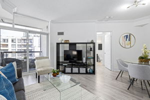 15 Northtown Way, North York, ON M2N 7A2, Canada Photo 8