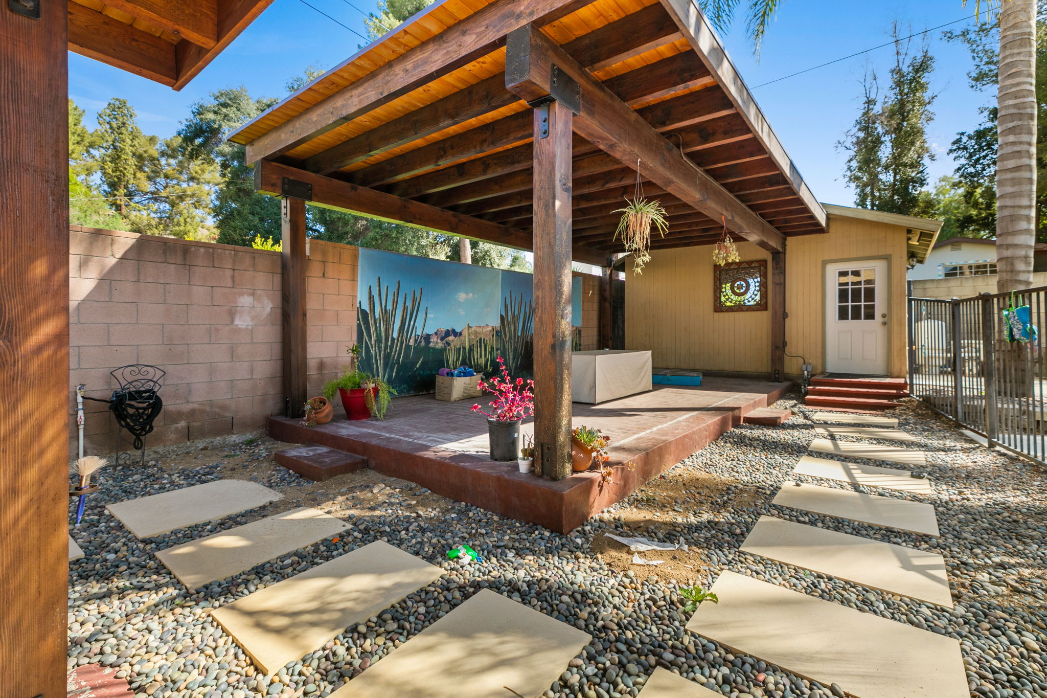 10105 1/2 La Tuna Canyon Rd, Los Angeles, CA 91352, US Photo 7