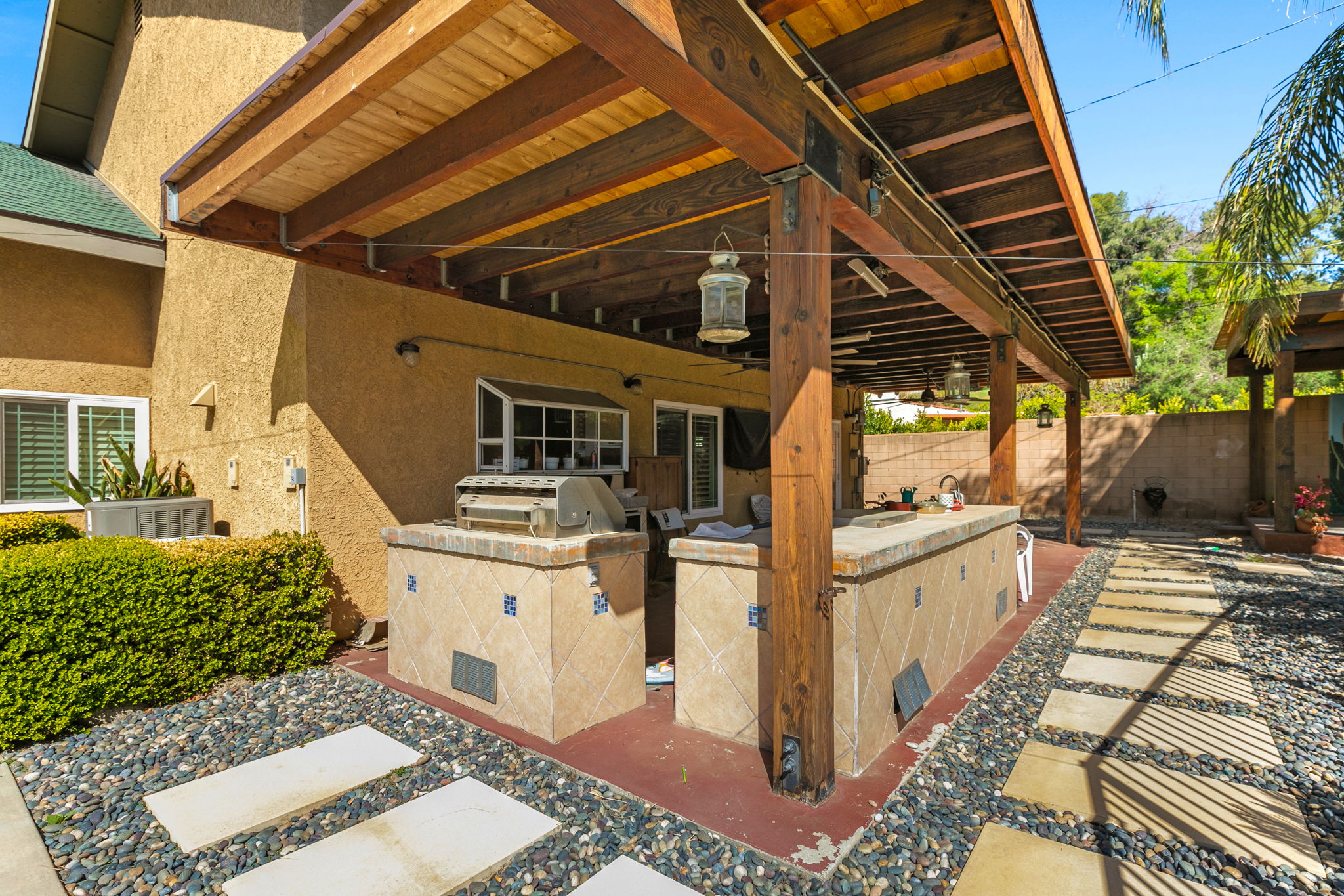 10105 1/2 La Tuna Canyon Rd, Los Angeles, CA 91352, US Photo 13