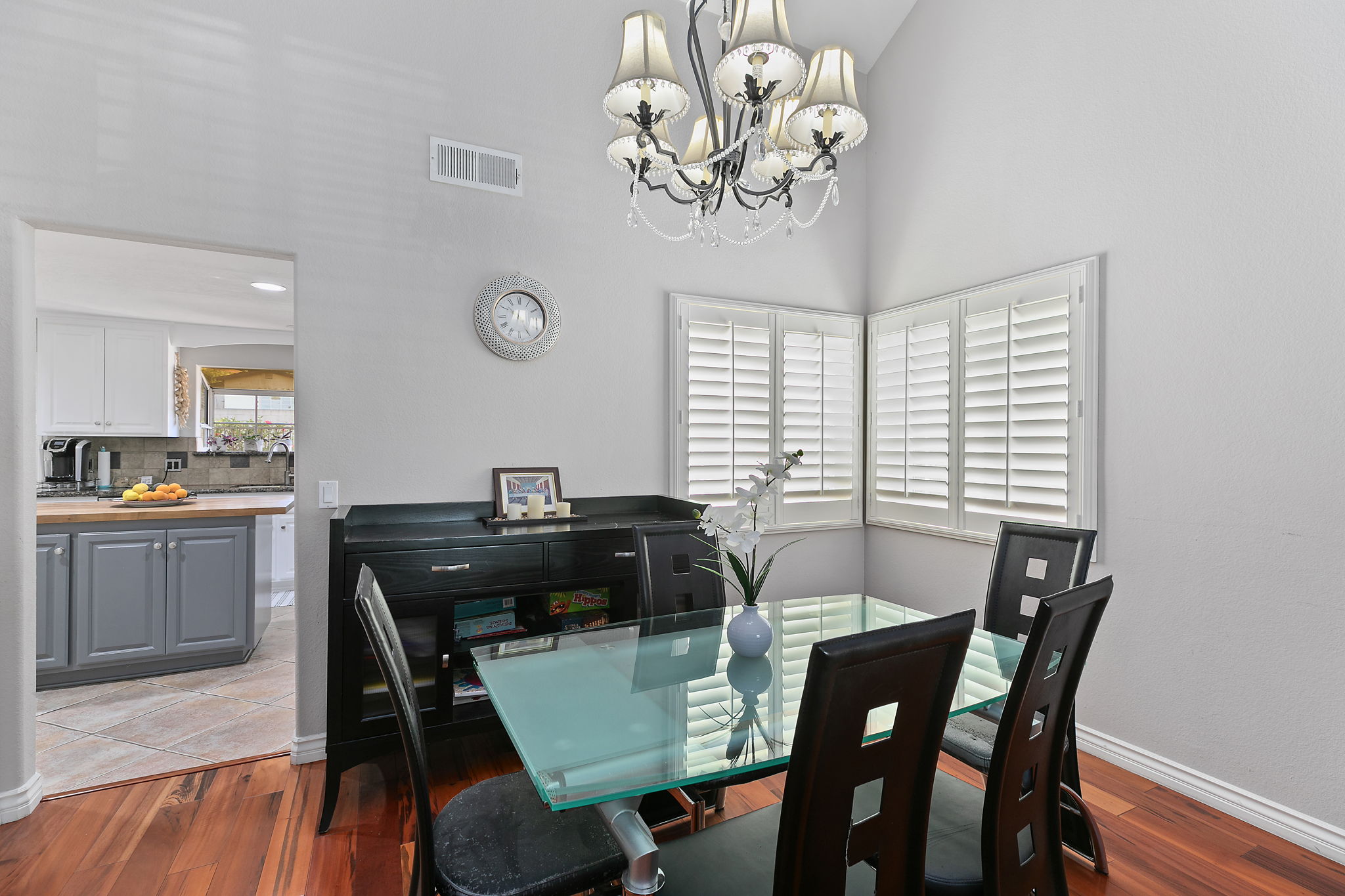 10105 1/2 La Tuna Canyon Rd, Los Angeles, CA 91352, US Photo 18