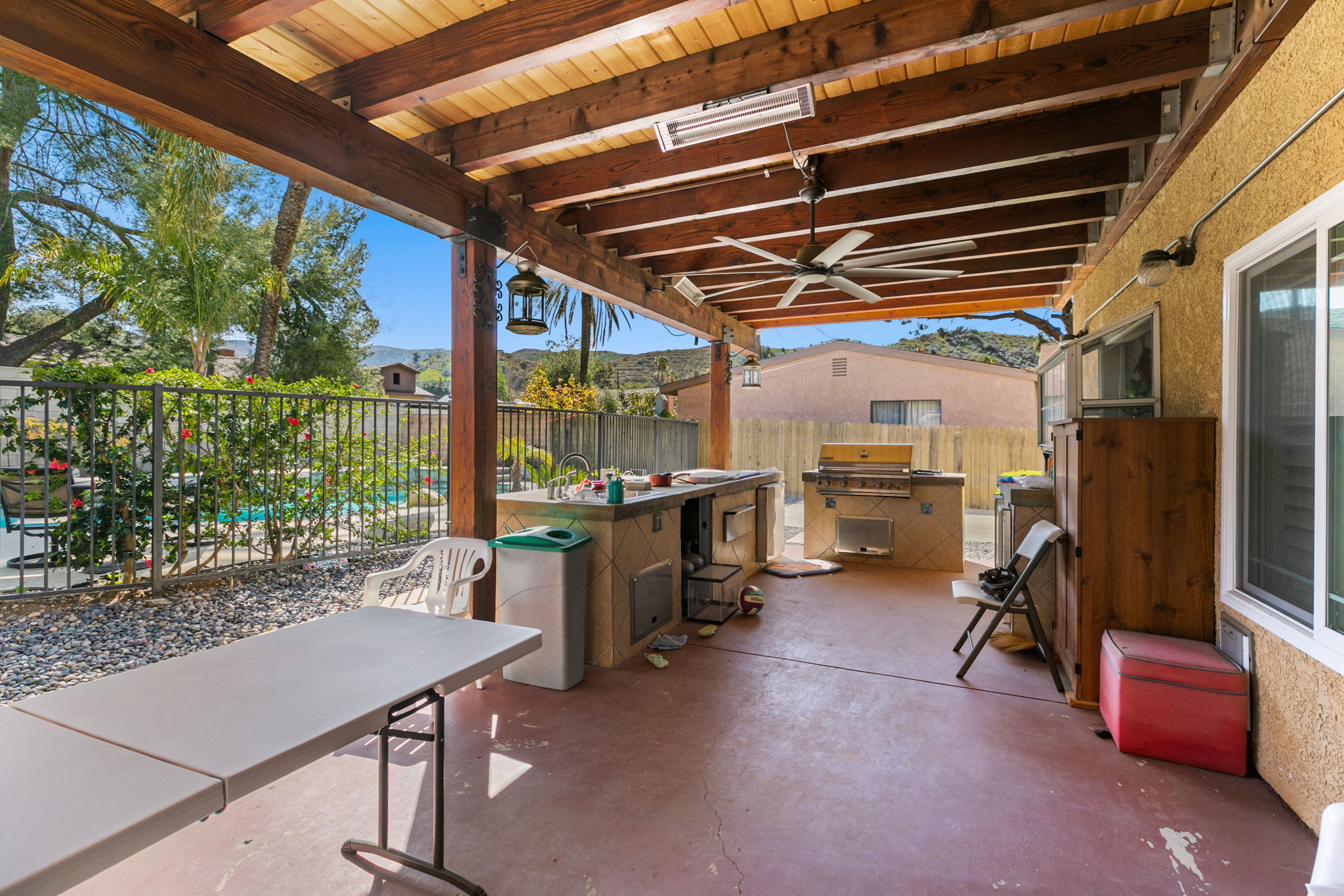 10105 1/2 La Tuna Canyon Rd, Los Angeles, CA 91352, US Photo 6