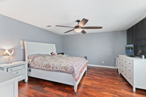 10105 1/2 La Tuna Canyon Rd, Los Angeles, CA 91352, US Photo 35