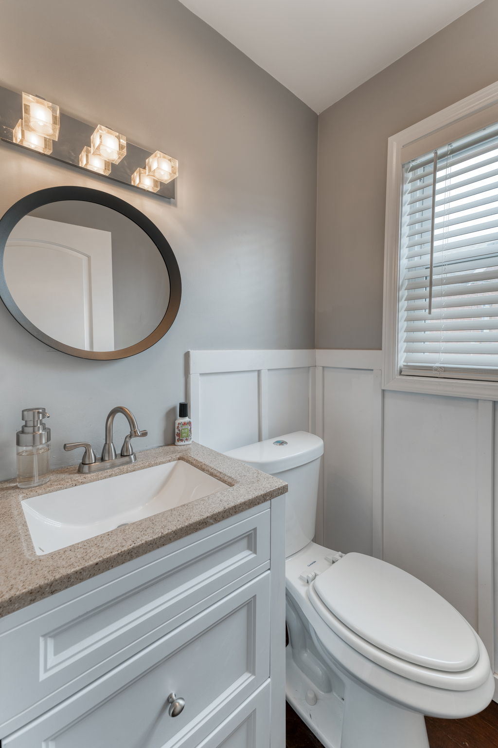6837 Julian Ave, University City, MO 63130, USA Photo 32