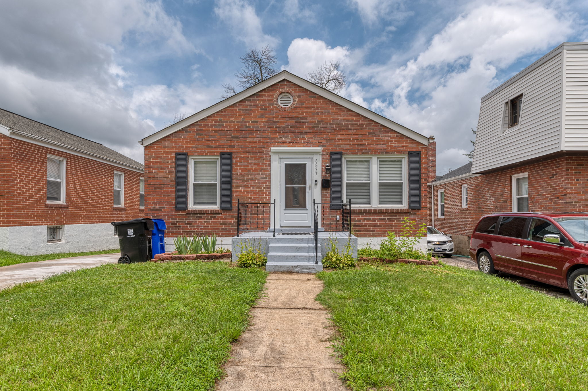 6837 Julian Ave, University City, MO 63130, USA Photo 1