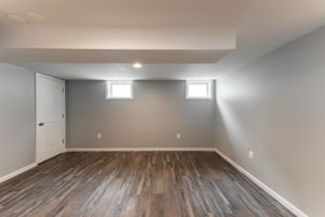 6837 Julian Ave, University City, MO 63130, USA Photo 32