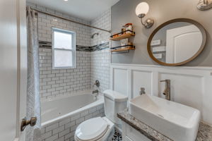 6837 Julian Ave, University City, MO 63130, USA Photo 14