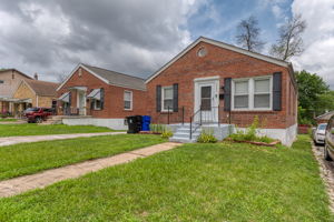 6837 Julian Ave, University City, MO 63130, USA Photo 2