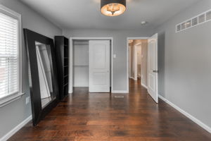 6837 Julian Ave, University City, MO 63130, USA Photo 21