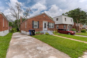 6837 Julian Ave, University City, MO 63130, USA Photo 1