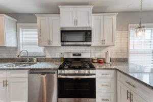 6837 Julian Ave, University City, MO 63130, USA Photo 24