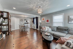 6837 Julian Ave, University City, MO 63130, USA Photo 3