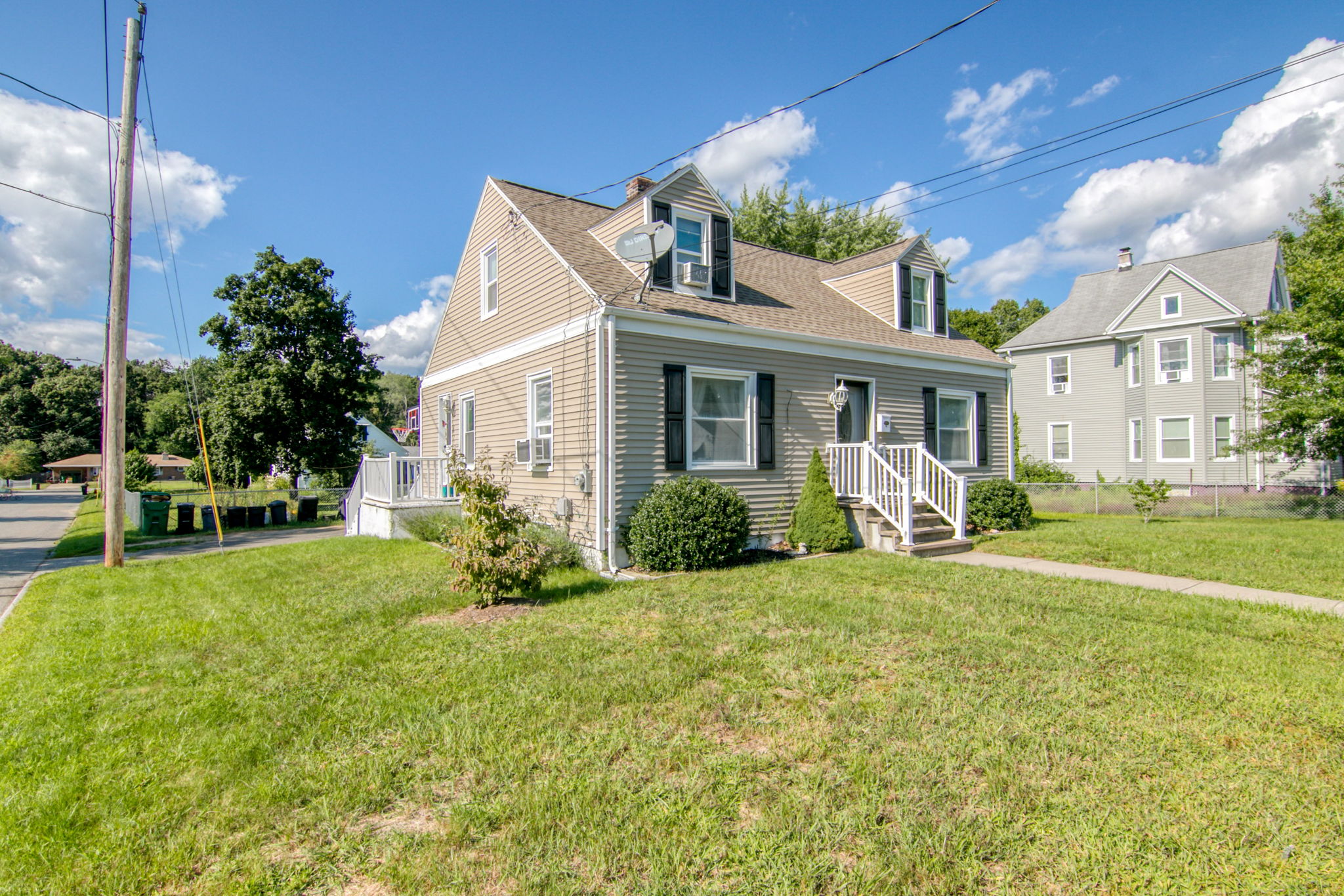 348 New Ludlow Rd, Chicopee, MA 01020 Seven Roads Real Estate Media