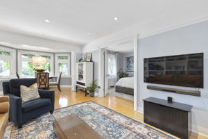 1597 Bathurst St - Unit 8, Toronto, ON M6C 1M6, CA Photo 5