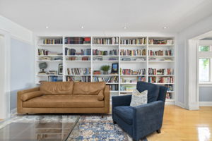 1597 Bathurst St - Unit 8, Toronto, ON M6C 1M6, CA Photo 6