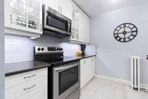 1597 Bathurst St - Unit 8, Toronto, ON M6C 1M6, CA Photo 9