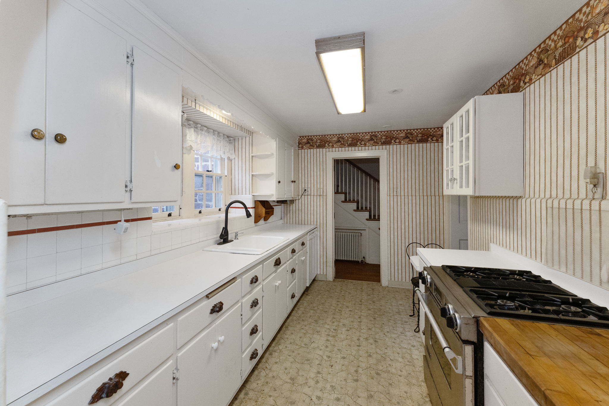 2105 Chestnut Ct, Pottstown, PA 19465, US Photo 14