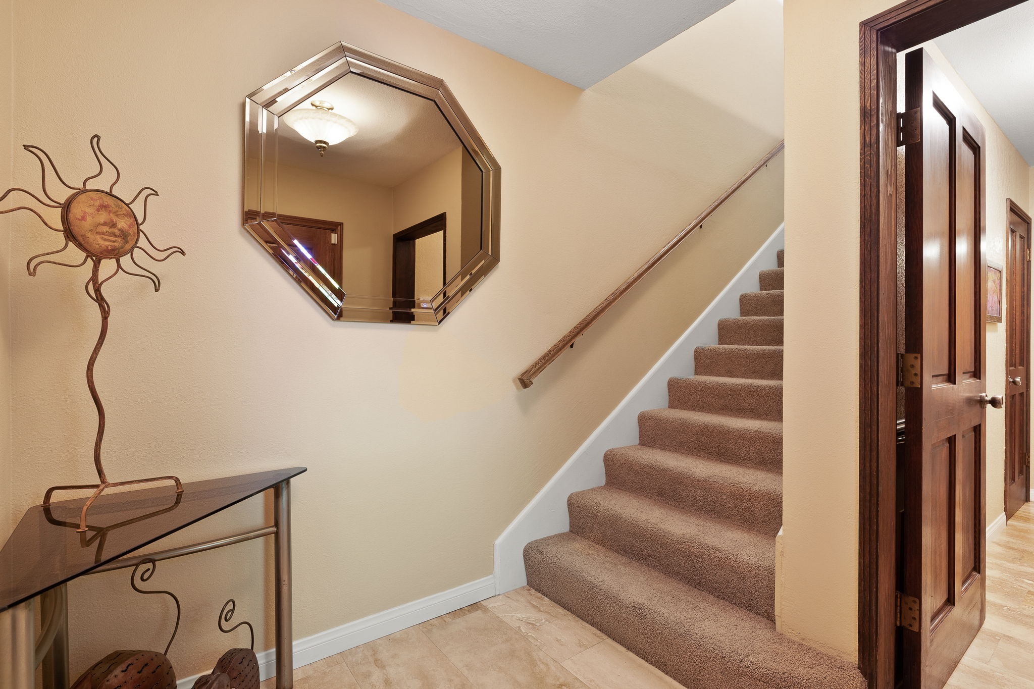 82 Arnaz Dr, Oak View, CA 93022, USA Photo 7