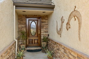 82 Arnaz Dr, Oak View, CA 93022, USA Photo 4