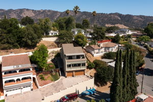 82 Arnaz Dr, Oak View, CA 93022, USA Photo 2