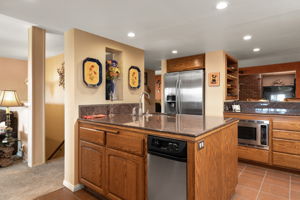 82 Arnaz Dr, Oak View, CA 93022, USA Photo 17