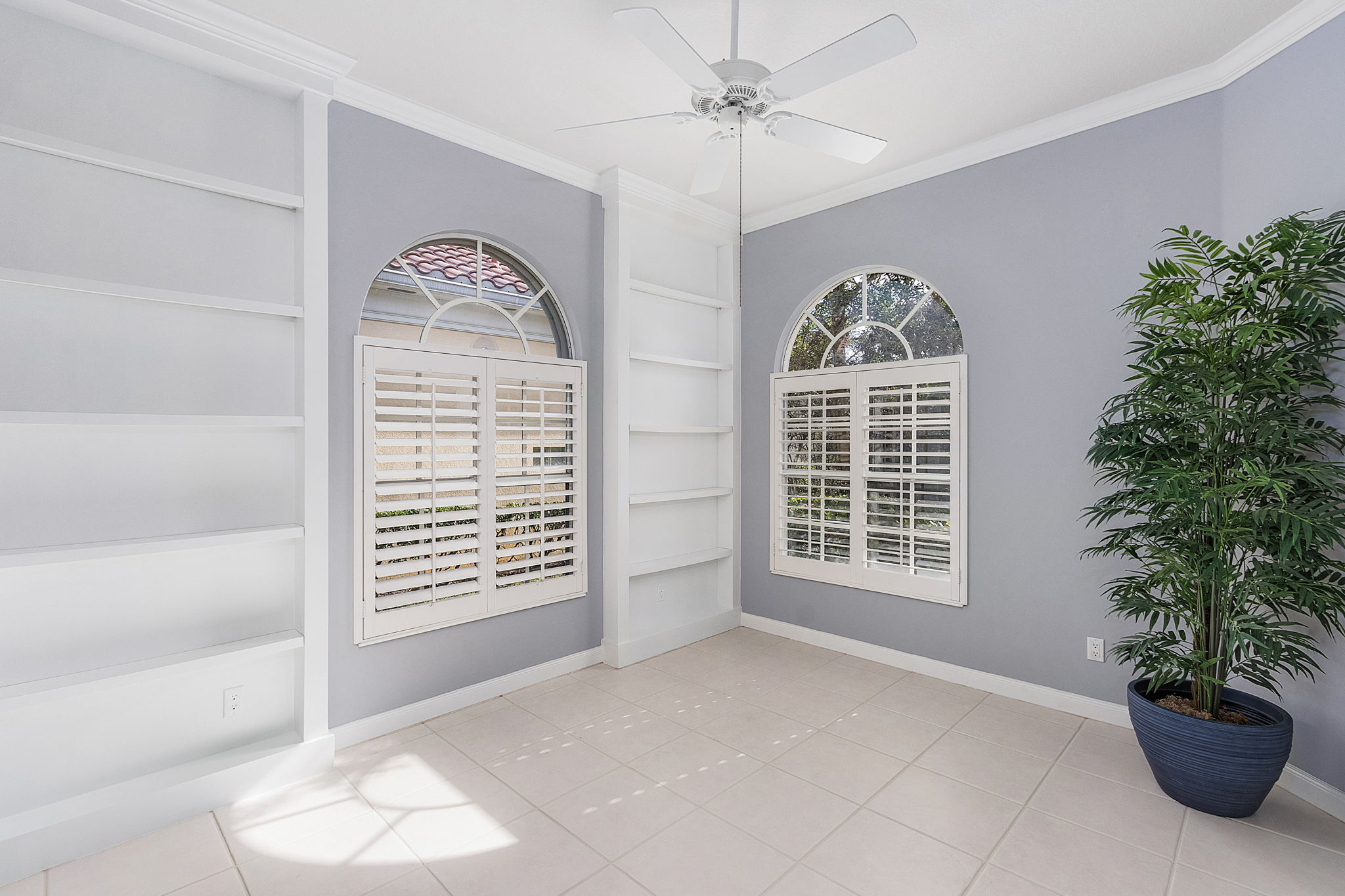 5025 Jarvis Ln, Naples, FL 34119, US Photo 4