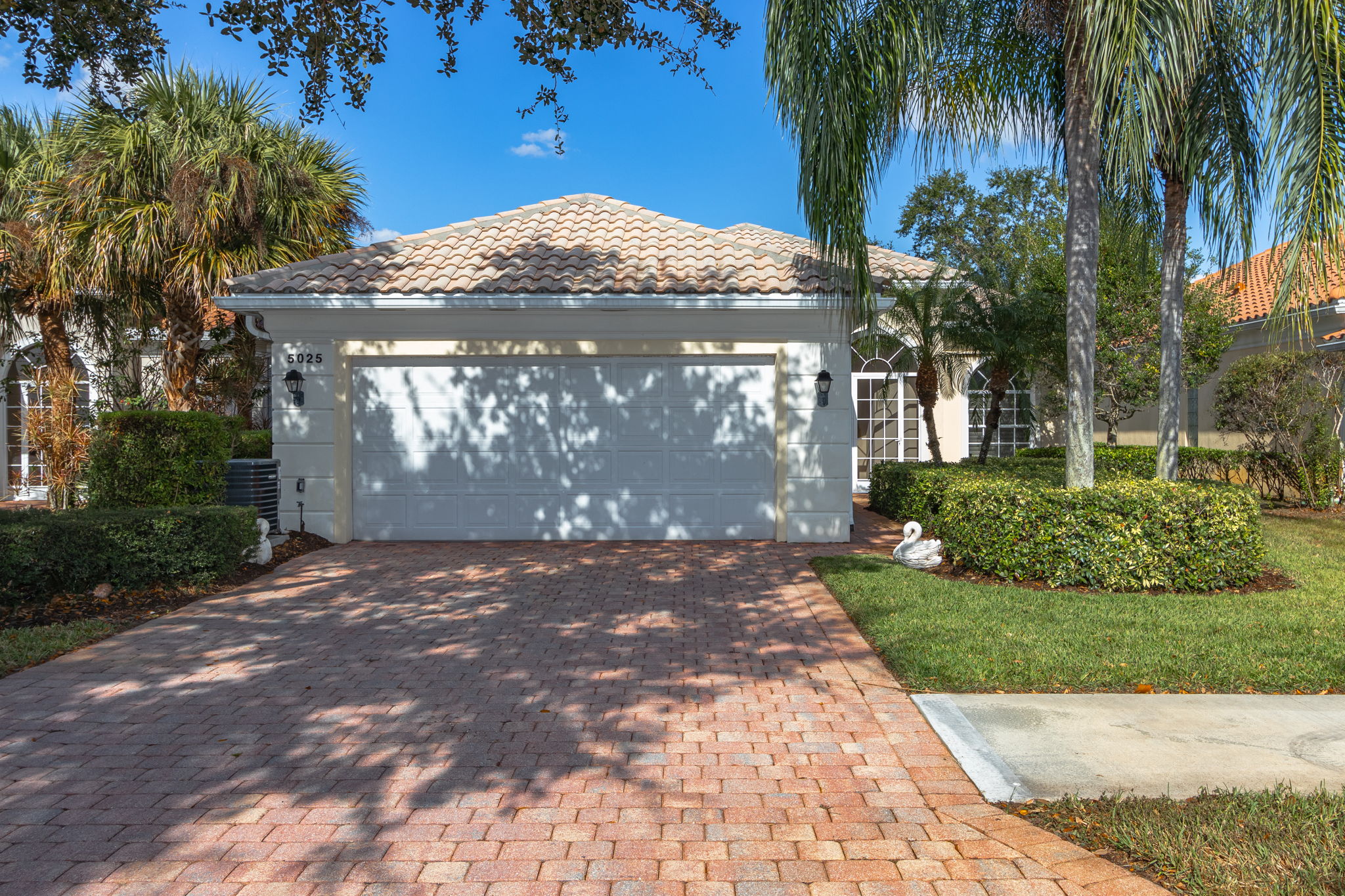 5025 Jarvis Ln, Naples, FL 34119, US Photo 1