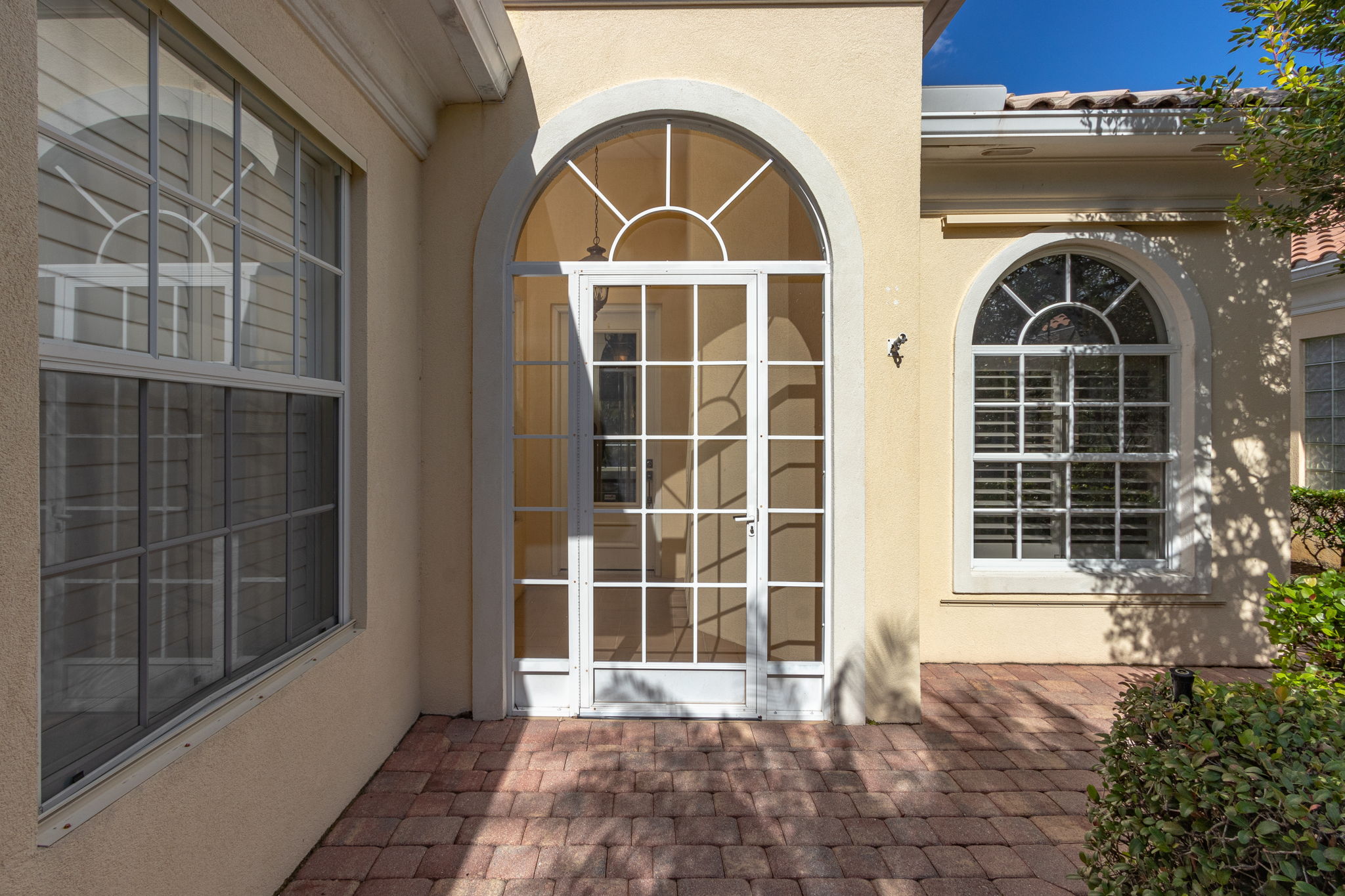 5025 Jarvis Ln, Naples, FL 34119, US Photo 3