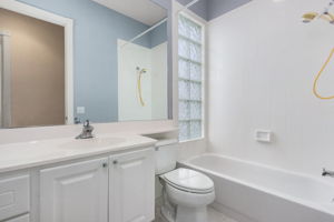 5025 Jarvis Ln, Naples, FL 34119, US Photo 18