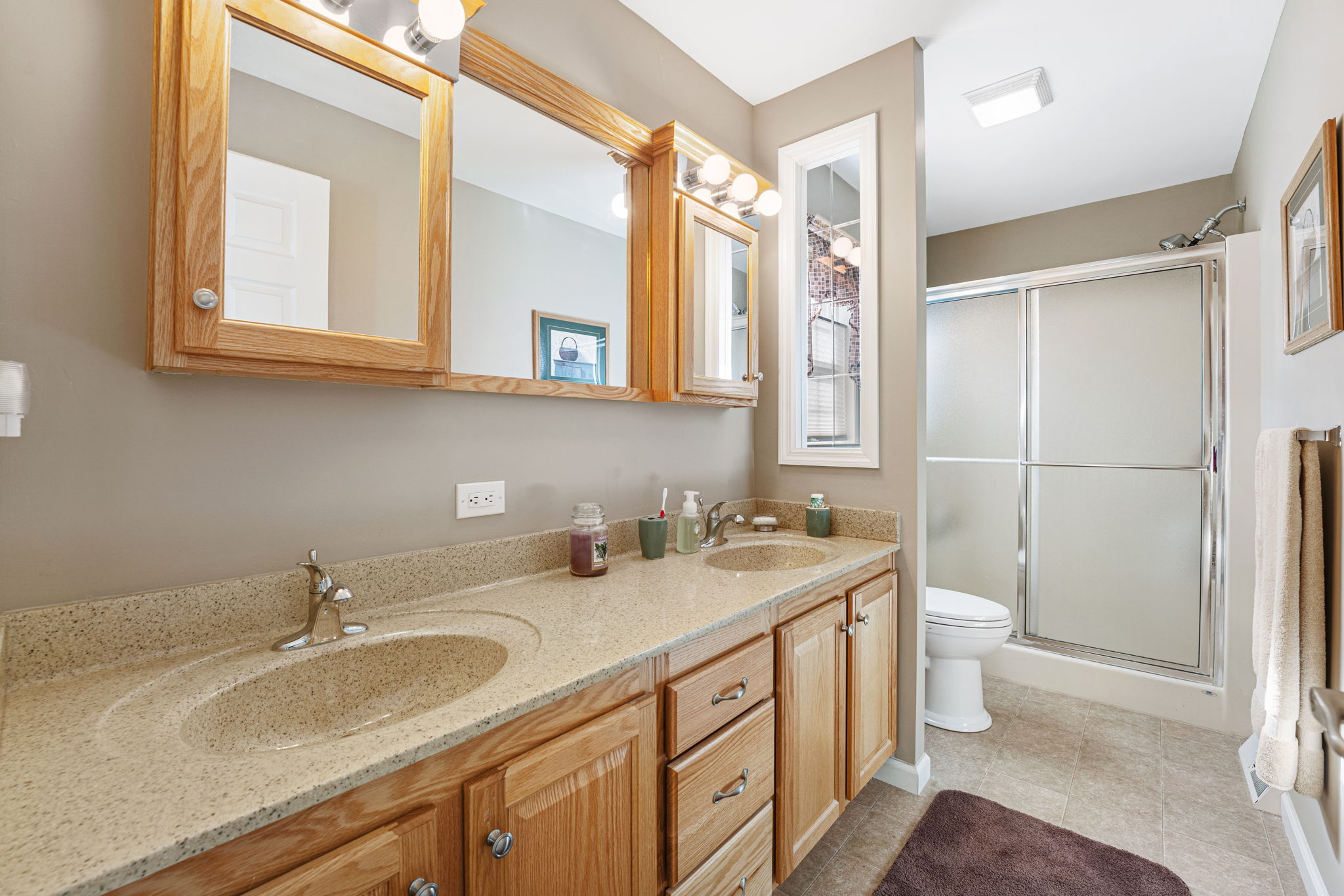 600 Blue Bell Springs Dr, Blue Bell, PA 19422 Left Bank REPS