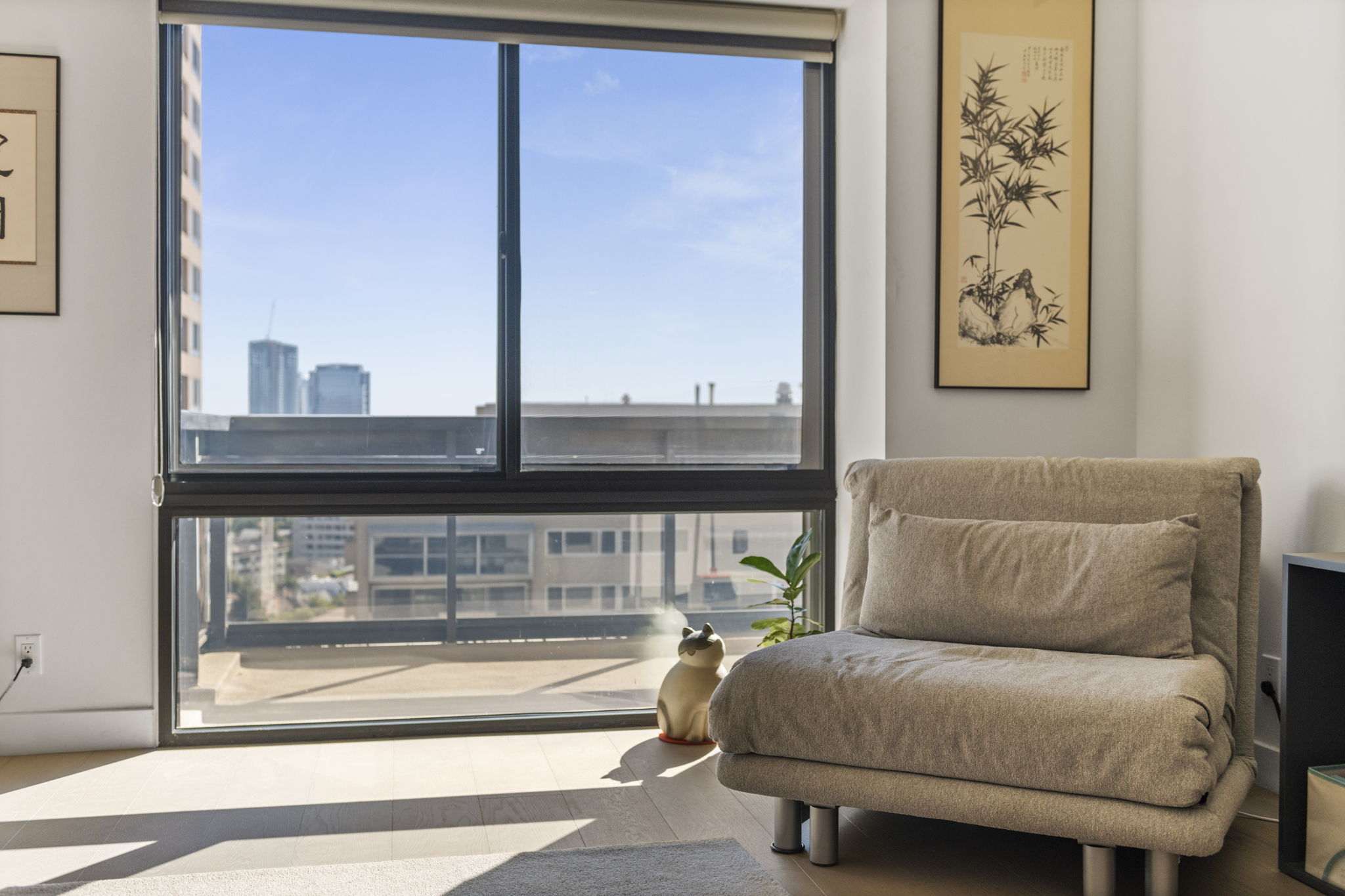 10445 Wilshire Blvd, Los Angeles, CA 90024, US Photo 12