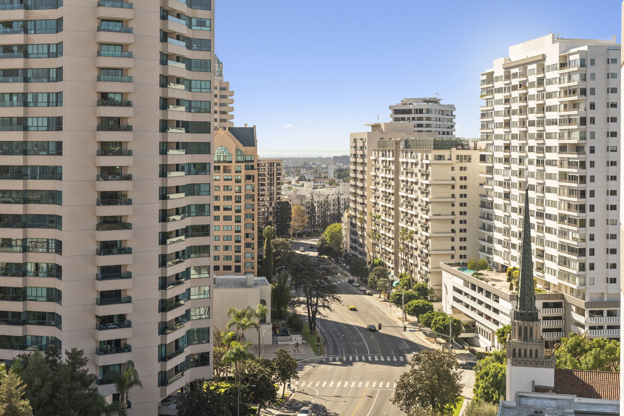 10445 Wilshire Blvd, Los Angeles, CA 90024, US Photo 23