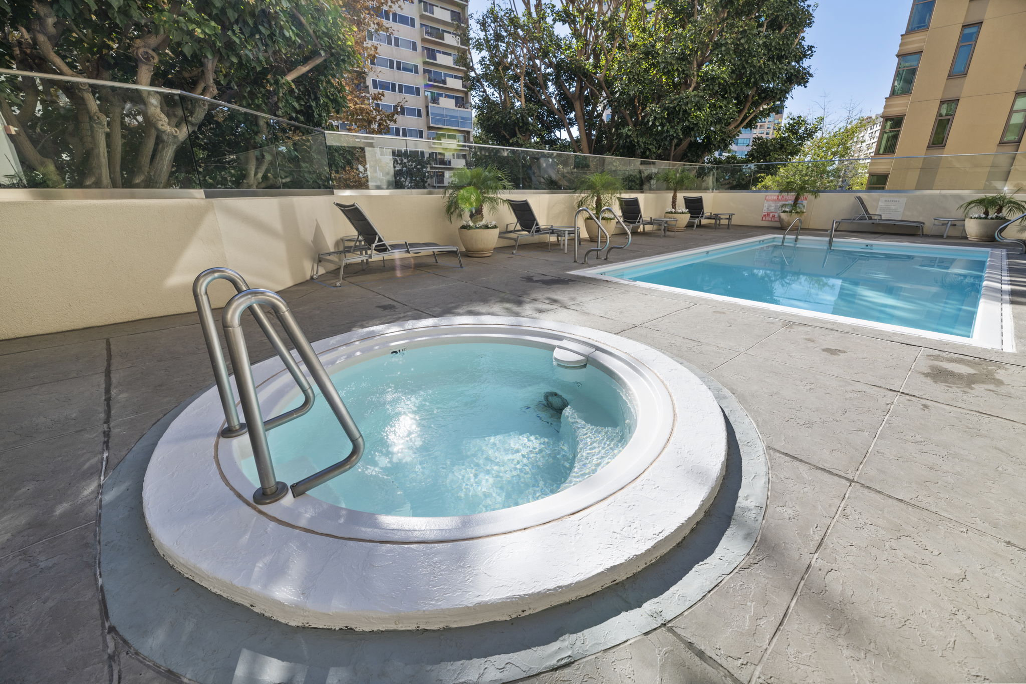 10445 Wilshire Blvd, Los Angeles, CA 90024, US Photo 32