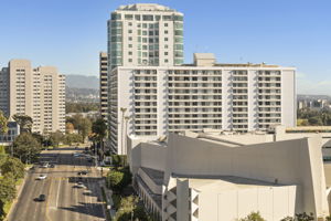 10445 Wilshire Blvd, Los Angeles, CA 90024, US Photo 23