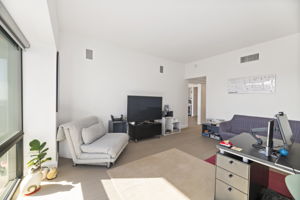 10445 Wilshire Blvd, Los Angeles, CA 90024, US Photo 10