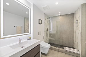 10445 Wilshire Blvd, Los Angeles, CA 90024, US Photo 18